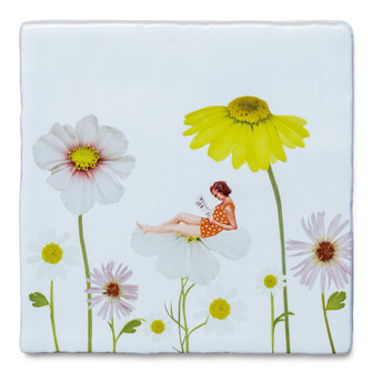 Omringd door Bloemen-Small 10x10cm