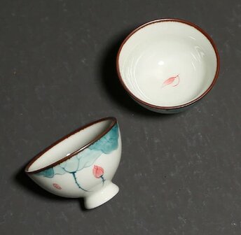 Teacup Lotus Hand Painted Porcelain 45ml