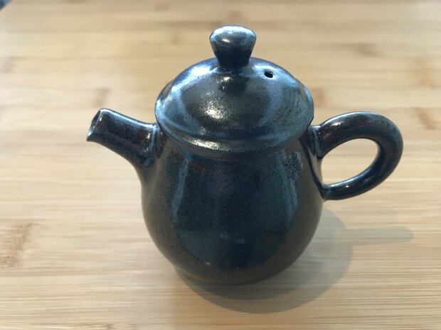 Teapot Tenmoku Iron rich clay 110ml